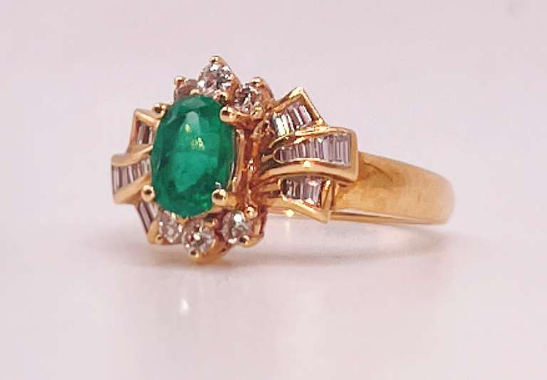 18kt Solid Yellow Gold, Emerald, & Diamond Ring