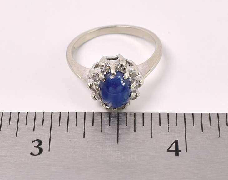 Danity Blue Star Sapphire Ring In 14K Yellow Gold