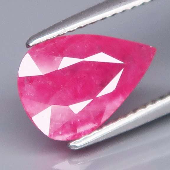 Pendant cut! Fully faceted! 2.68ct reddish pink Ruby -Heated only!