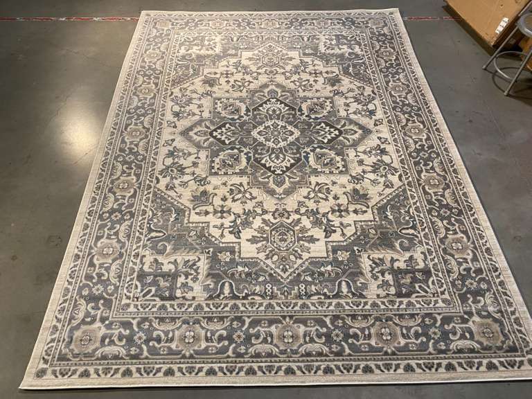 Stunning Vintage Repro Rug  8x11