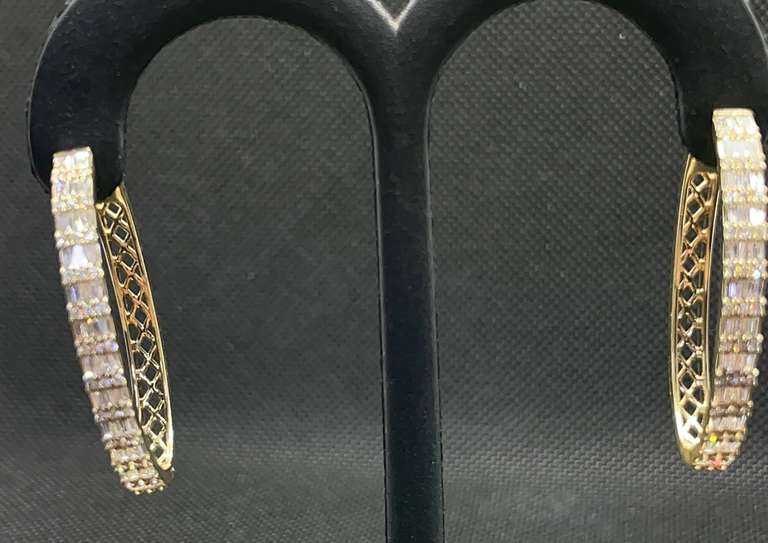 14K YELLOW GOLD OVAL BAGUETTE DIAMOND HOOP EARRINGS