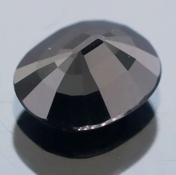 Gorgeous 3.40ct HEATED ONLY midnight blue Sapphire