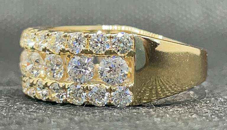 CHANNEL SET ROUND DIAMOND RING