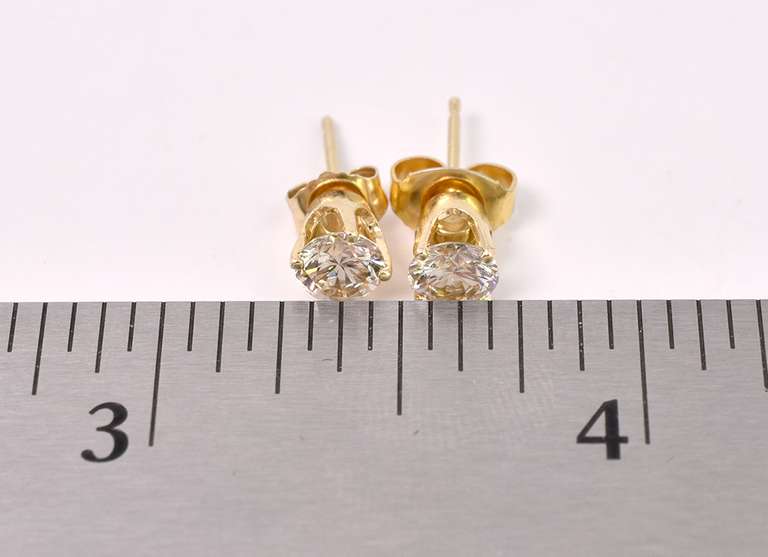 Firey Approx. 0.80CTW Diamond Stud Earrings In 14K Yellow Gold