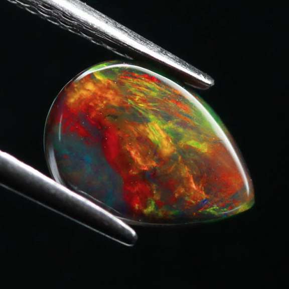 Glistening 1.66ct Welo Black Opal