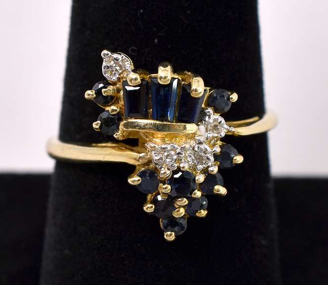 Striking Blue Sapphire with Diamonds Ring in 14K Yellow Gold