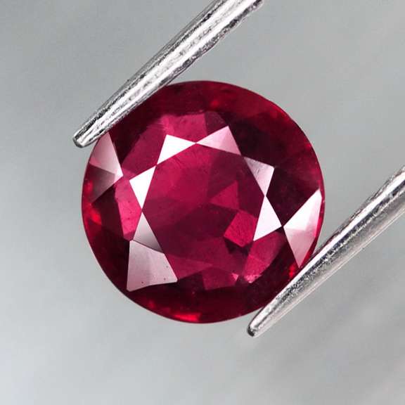 Amazing blood red 2.21ct Ruby solitaire