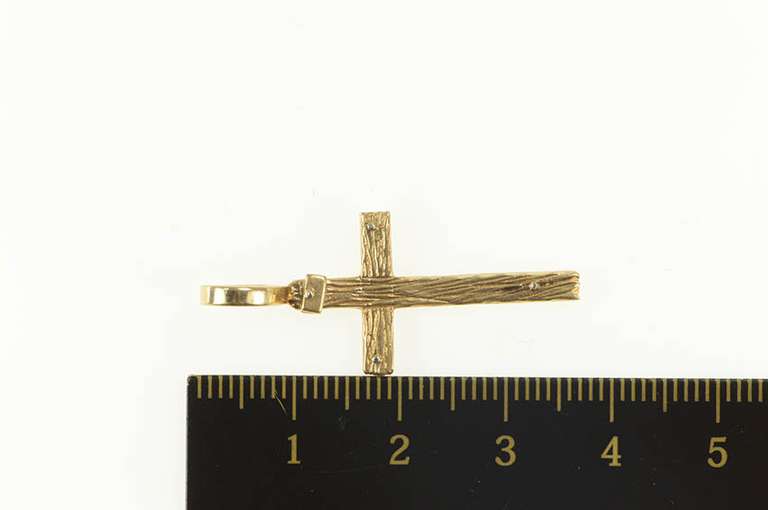 14K Yellow Gold Ornate Textured Cross Christian Faith Symbol Pendant