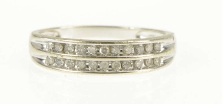 10K White Gold Tiered Diamond Channel Classic Wedding Band Ring