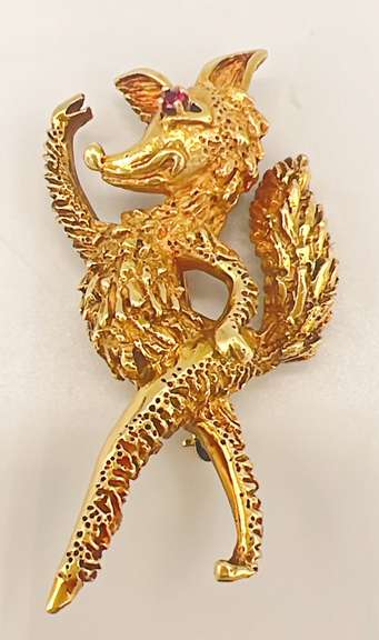 14kt Solid Yellow Gold Fancy Fox Pin with Ruby Gemstone Eyes