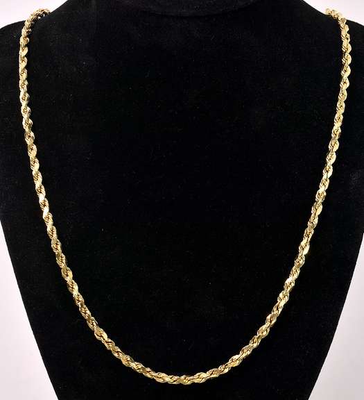 Charming Rope Chain Necklace in 14K Gold