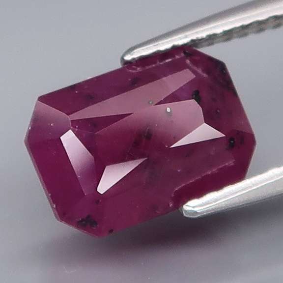 Rich violet red 4.12ct unheated Winza Ruby