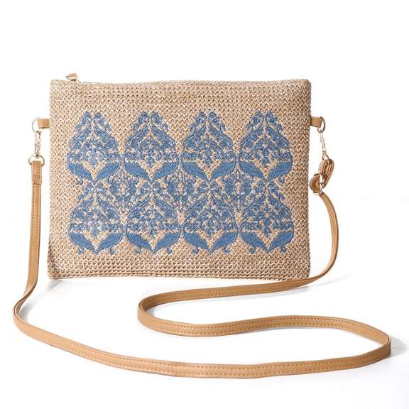 Women Straw Ethnic Pattern Embroidery Crossbody Bag
