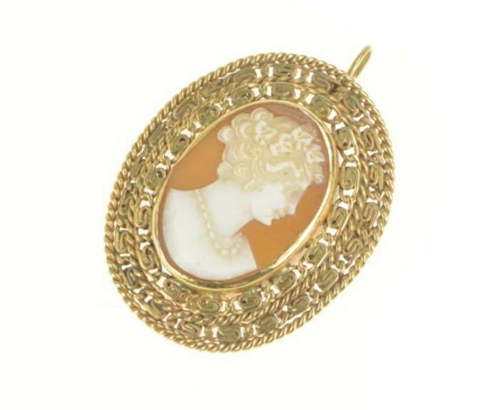 14K Yellow Gold 3D Ornate Carved Shell Cameo Rope Trim Pin/Brooch