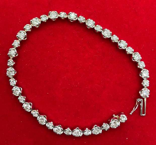 14K WHITE GOLD DIAMOND BRACELET
