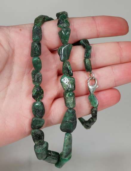 Gorgeous Emerald nugget necklace