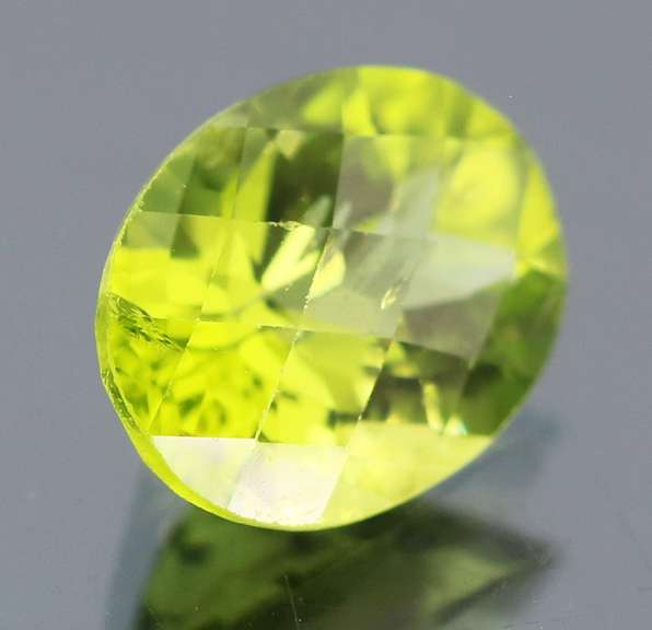 Sparkling 2ct top Burma green untreated Peridot