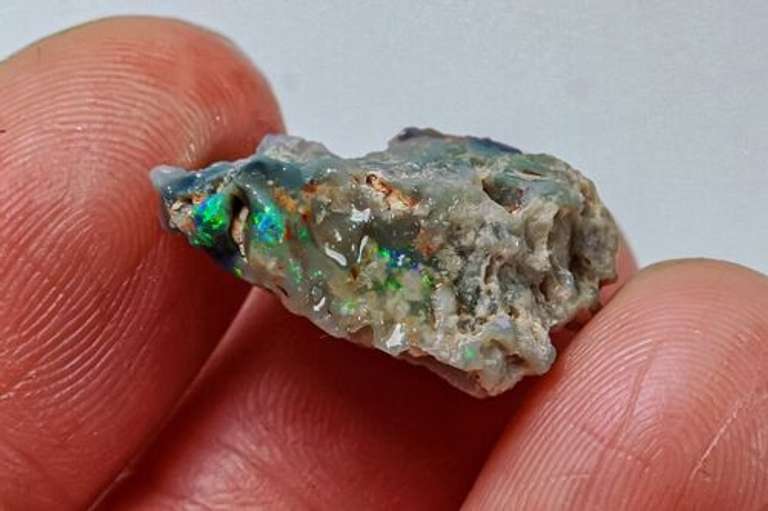 Rough sample 6.2ct Black Opal nugget