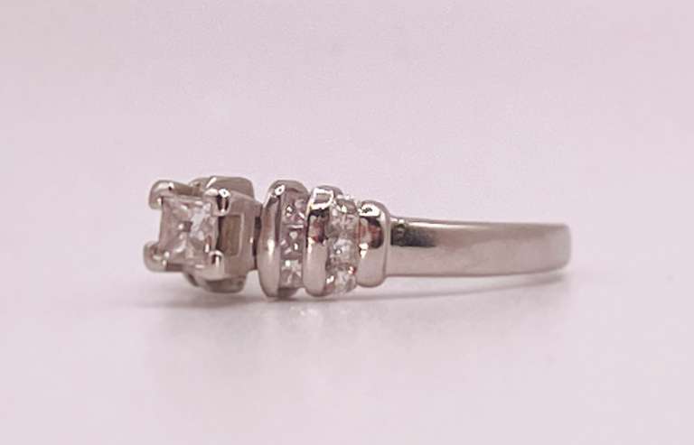 Platinum Diamond Ring