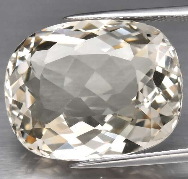 Big 29.26ct champagne Topaz