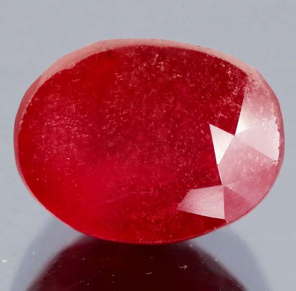Stunning 9.33ct deep blood red Ruby center stone