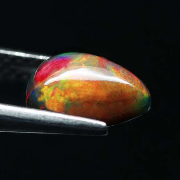 Glistening 1.66ct Welo Black Opal