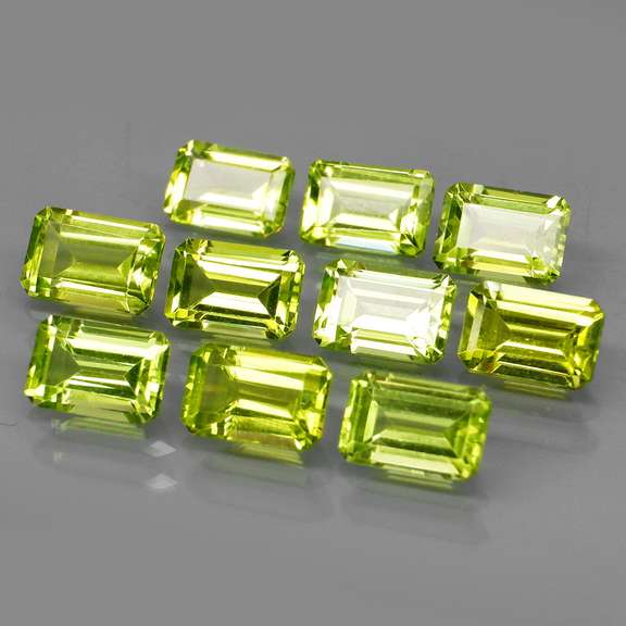 Vibrant 6.56ct Peridot set