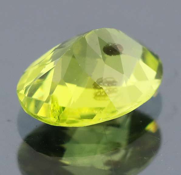 Sparkling 2ct top Burma green untreated Peridot