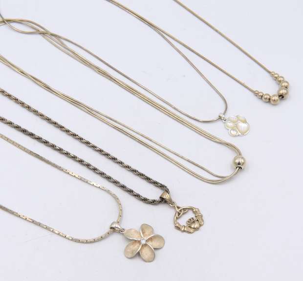 Group Lot of 5 Vintage 925 Sterling Silver Necklaces