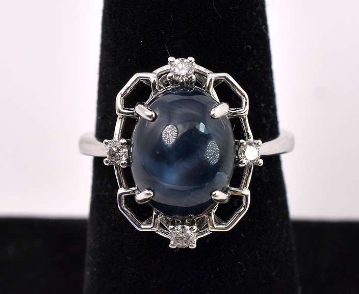 Stunning 7.01CTS Blue Cabochon-Cut Star Sapphire & 0.17CTW Diamond Ring in Sterling Silver