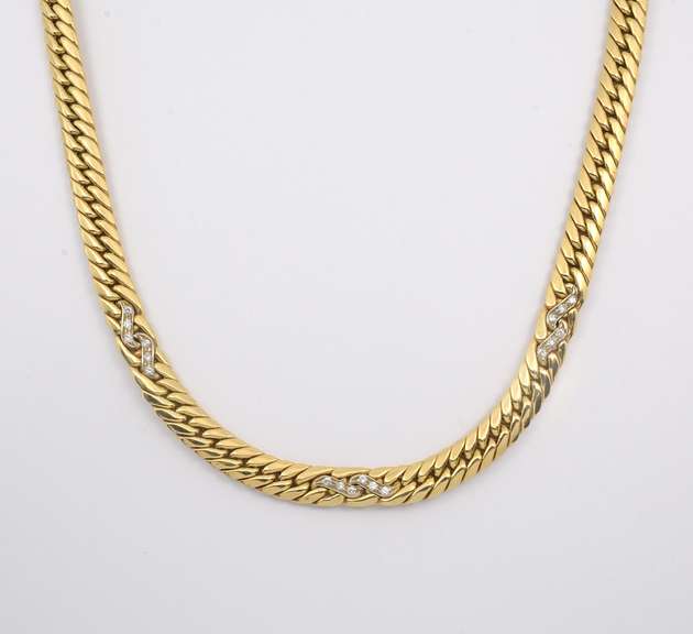 Puffed Herringbone with Diamond Accents