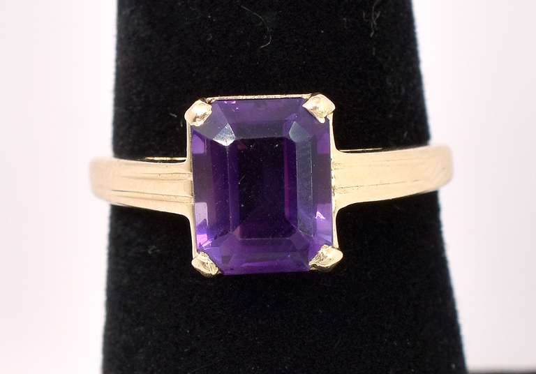Beautiful Purple Amethyst Ring In 14K Yellow Gold