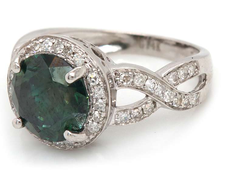 Majestic 3.00ctw Round Irradiated Green and White Single Cut Diamonds Halo Ring
