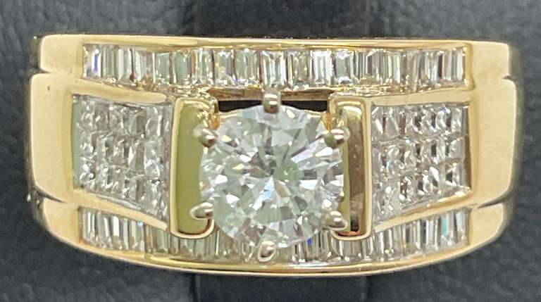CERTIFIED LADIES 14K GOLD AND DIAMOND ENGAGEMENT RING