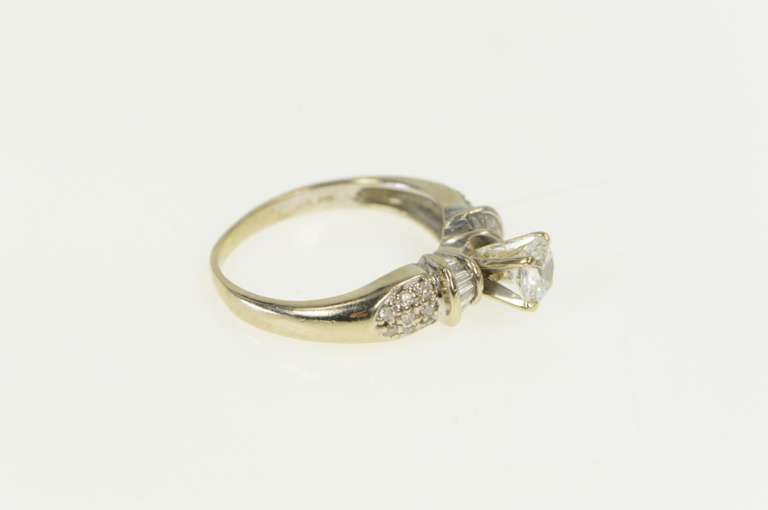 14K White Gold 0.71 Ctw Diamond CZ Center Travel Engagement Ring