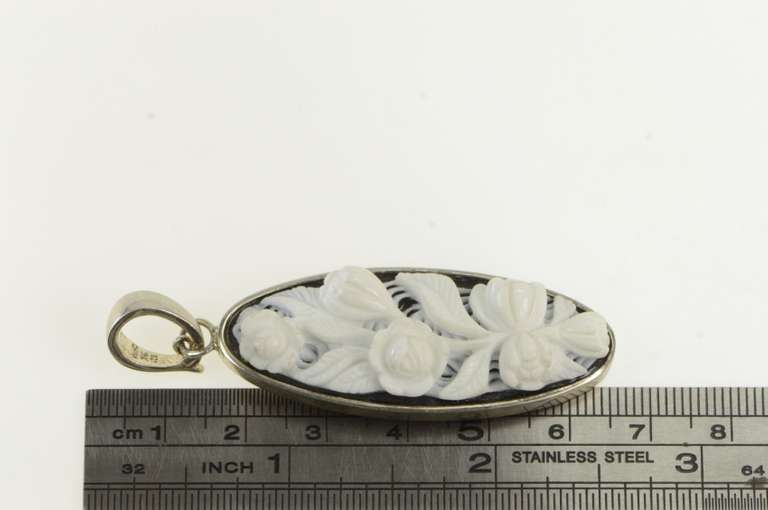 Sterling Silver Carved Onyx Floral Rose Bouquet Statement Pendant