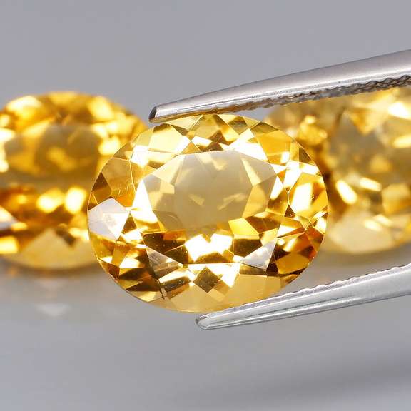 Awesome 13.02ct top golden eye clean Citrine set