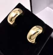 Divine J Hoop Earrings in Yellow Gold