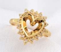 Sweet Heart Ring with 16 tiny Diamonds