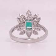 18KT SOLID WHITE GOLD, EMERALD, & DIAMOND COCKTAIL RING