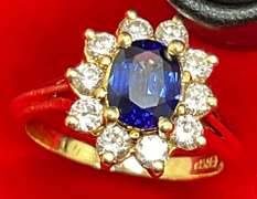 18K YELLOW GOLD RING WITH SAPPHIRE AND DIAMONDS