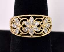 Glittery Diamond Ring In 14KT Yellow Gold