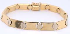 Fantastic Yellow Gold Link with Screw Top Station Bracelet