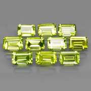 Vibrant 6.56ct Peridot set