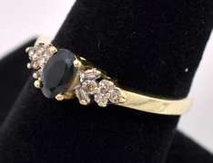 Exquisite Blue Sapphire And Diamond Ring In Yellow Gold