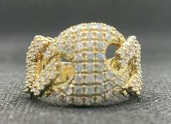 MENS 14K YELLOW GOLD RING WITH 1.89 CARAT OF DIAMOND
