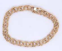 Elegant Double Link Charm Bracelet in Yellow Gold
