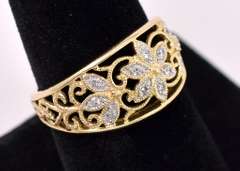 Glittery Diamond Ring In 14KT Yellow Gold