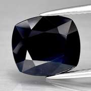 Dazzling 3.11ct midnight blue Sapphire