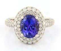 Magnificent Oval Tanzanite and Diamond Double Ring in White gold